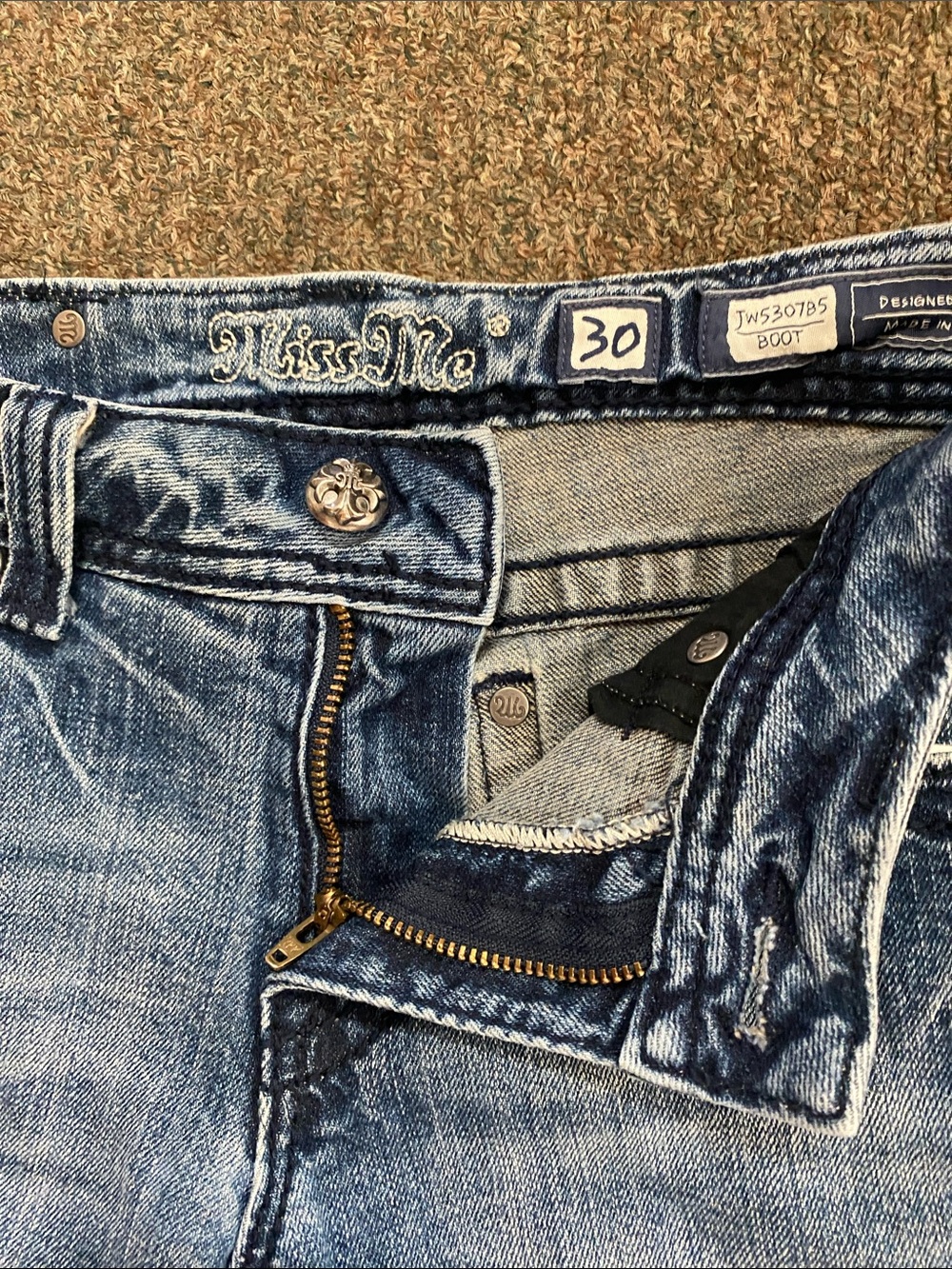 Miss Me Women's Light Blue Bootcut Jeans with Faded Detailing - Picture 5 of 11